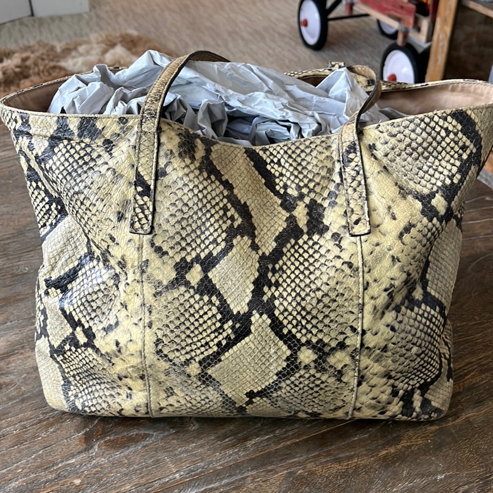 Hobbs - leather slouchy bag. Python print
